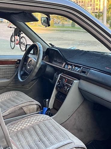 Транспорт: Mercedes-Benz W124: 1992 г., 2.3 л, Механика, Бензин, Седан — 9