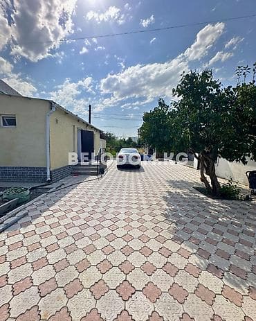 Кыймылсыз мүлк: 🏠Продается дом в с. Петровка Верхняя зона от трассы - 1.5 км Центр — 2