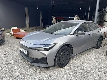 тайота электромобиль: Toyota bZ3: 2023 г., Автомат, Электромобиль, Седан — 2