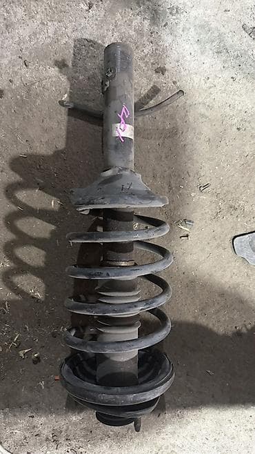 Передний амортизатор Honda