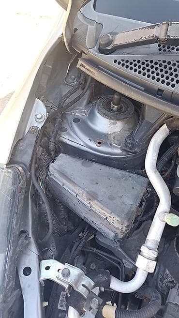 авто с америки: Honda Fit: 2006 г., 1.3 л, Автомат, Бензин, Хэтчбэк — 8