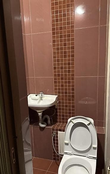 квартира берилет а: 2 бөлмө, Кыймылсыз мүлк агенттиги, Чогуу жашоосу жок, Толугу менен эмереги бар — 9