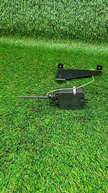 e65: Электропривод замка лючка бензобака Bmw 7-Series E65 2002 (б/у) ​ — 2