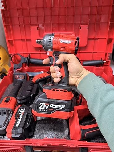 куплю перфоратор: Аккумуляторный набор инструментов D-MAX 21V (в кейсе) Комплектация: - — 6