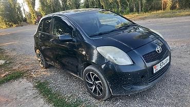 Toyota Yaris: 2007 г., 1.3 л, Робот, Бензин, Хетчбек — 3