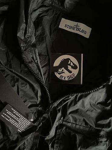 курты: Легкая куртка Stone Island, черная - Материал: тонкий нейлон/рип-стоп — 2