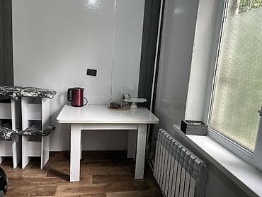 токмок срочно: 1 комната, 38 м², 1 этаж, Евроремонт — 9