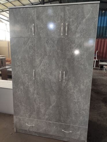 купить шифоньер недорого: Шкафы новые Новый шифонер Трехдверные - 13500 Ширина 1.30 Высота 2.15 — 23