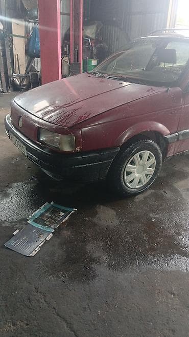 lada priora: Volkswagen Passat Variant: 1991 г., 1.8 л, Ручные, Бензин, Универсал — 4
