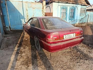 Mazda 626: 1989 г., Седан