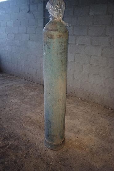 канистра для бензина металлическая: Промышленный газовый баллон, Наполнение: Пустой, Применение: Сварка и резка — 1