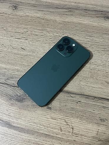 IPhone 13 Pro, Alpine Green