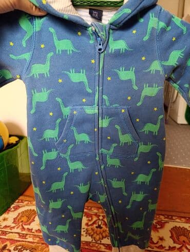 спортивное оборудование: Продаю комбез на мальчика от года до 1,5 в хорошем состоянии — 1