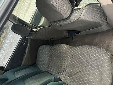 Продажа авто: Nissan Tino: 2003 г., 2 л, Вариатор, Бензин, Хэтчбэк — 5