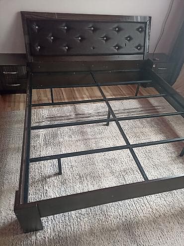 Стулья, табуретки: Двуспальная кровать, Б/у, С матрасом, длина - 200 см — 5