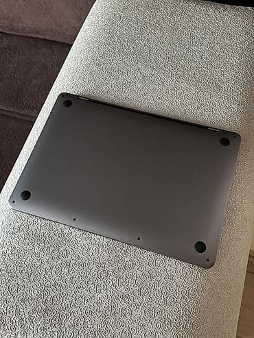 Ноутбуки Apple (MacBook): Для программирования, Б/у, Apple M2, ОЗУ, RAM: 8 ГБ, В рассрочку — 5