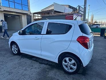 daewoo spark: Chevrolet Spark: 2019 г., 1 л, Автомат, Бензин, Хэтчбэк — 4