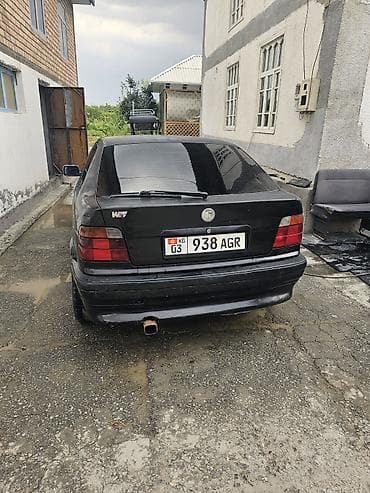 BMW 3 series: 2000 г., 1.9 л, Механика, Бензин, Хэтчбэк — 3