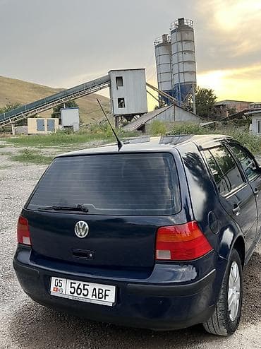 двухдверные машины: Volkswagen Golf: 2002 г., 1.6 л, Бензин, Хэтчбэк — 6