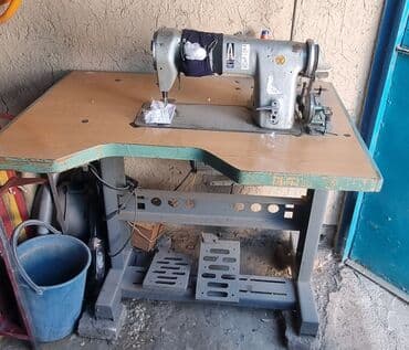 Швейная машина