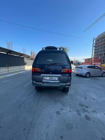 гитара на делику: Mitsubishi Delica: 1994 г., 2.8 л, Автомат, Дизель, Минивэн — 4
