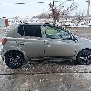 vitz: Toyota Vitz: 2003 г., 1.3 л, Автомат, Бензин, Хэтчбэк — 3
