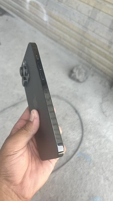 lark m2: IPhone 15 Pro, Black Titanium — 6