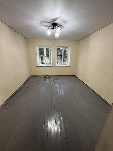 чистый дом: Дом с участком - Одноэтажный дом с светлым фасадом и новой отмосткой — 4