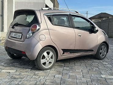 май жубаз: Chevrolet Spark: 2011 г., Автомат, Бензин, Хетчбек — 4