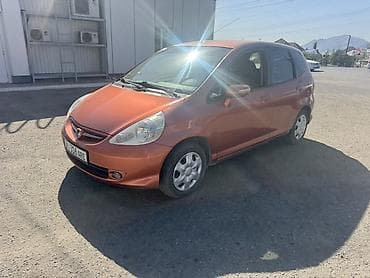 Honda Fit: 2008 г., 1.4 л, Автомат, Бензин, Хетчбек — 2