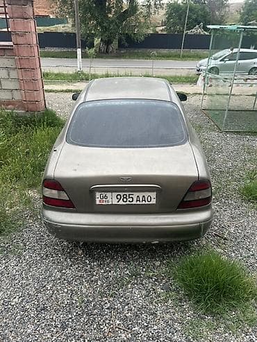 авто грандеур: Daewoo Leganza: 1996 г., Автомат, Седан — 4