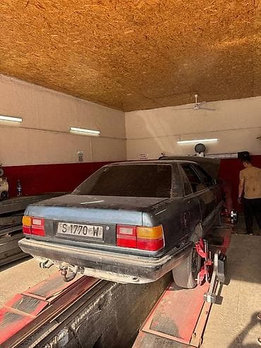 Audi 100: 1990 г., 2.3 л, Механика, Бензин, Седан at lalafo.kg Audi 100: 1990 г., 2.3 л, Механика, Бензин, Седан