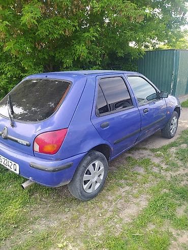хундай аванте 1: Mazda 121: 1997 г., 1.3 л, Кол менен иштөөчү, Бензин, Хетчбек — 2