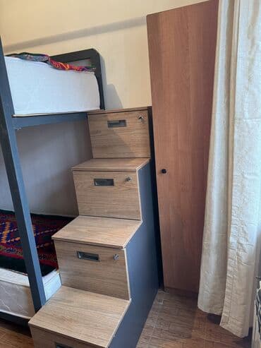 суточные комнаты: 10 м², С мебелью — 5