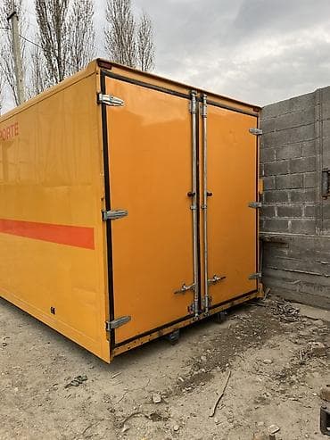 сколько стоят контейнеры: Фургон-контейнер для грузоперевозок/хранения - Тип: изотермический — 3