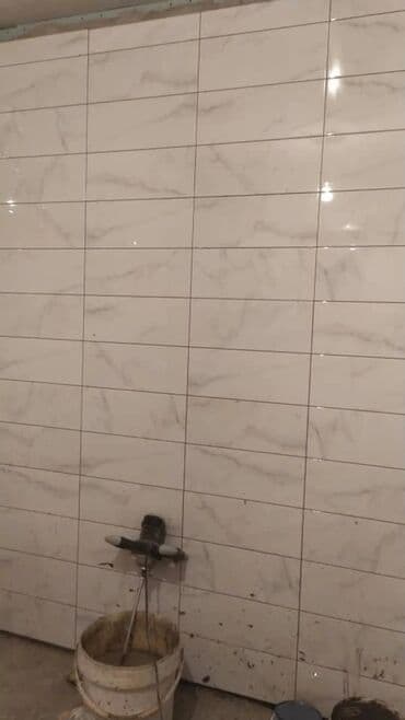 кафел койом: Дубалдарды коюу үчүн даярдоо, Дубалдарды грунттоо үчүн даярдоо, Плиткаларды кесүү | Мозаика плиткасы, Карапа плиткасы, Керамогранит плиткасы | Тикелей төшөө, Диагоналдуу төшөө, Горизонталдуу төшөө 6 жылдан ашык тажрыйба — 17