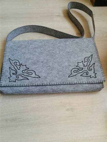 Подарки и сувениры из Кыргызстана: Сумка для ноутбука из фетра Отличная сумка для