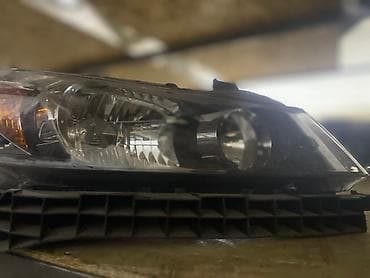 step vagon: Передняя правая фара Honda 2008 г., Б/у, Оригинал, Япония — 2