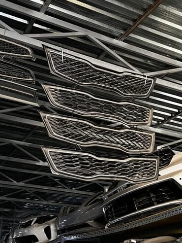 Решетка радиатора Chevrolet Cobalt Б/у, Оригинал at lalafo.kg Решетка радиатора Chevrolet Cobalt Б/у, Оригинал