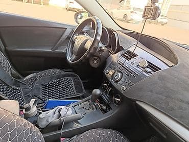 Транспорт: Mazda 3: 2012 г., 2 л, Бензин, Седан — 6