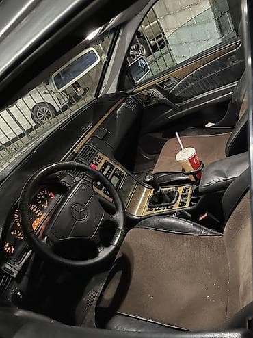 merc 211: Mercedes-Benz E-Class: 1999 г., 3.2 л, Бензин, Седан — 9