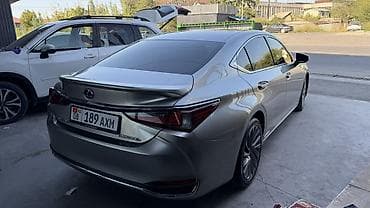 Lexus ES: 2019 г., 2.5 л, Вариатор, Гибрид, Седан — 8