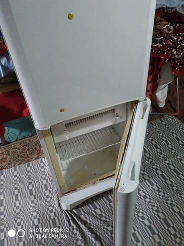 блоки питания gigabyte: Холодильник Indesit, Б/у, Двухкамерный — 7