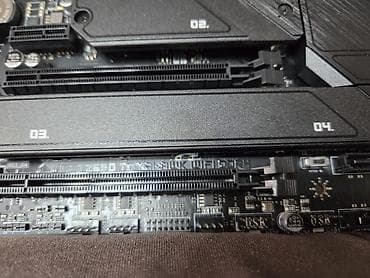 honor magicbook pro: Материнская плата для ПК, Б/у, MSI, LGA1700, ATX — 3