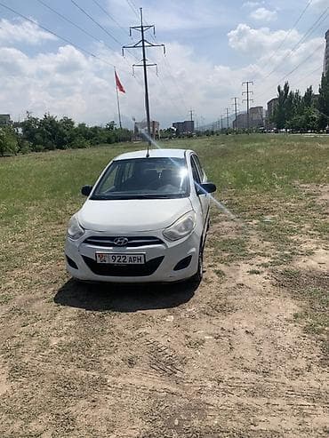 1 9 dci: Hyundai i10: 2011 г., 1.1 л, Механика, Бензин, Хэтчбэк — 1