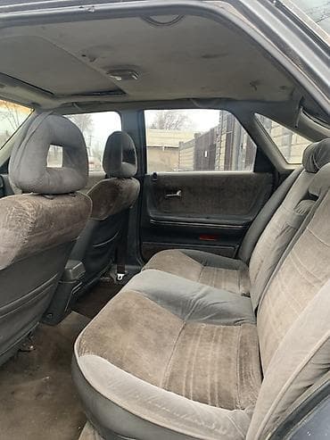 outback 2017: Mazda 626: 1988 г., 2 л, Механика, Бензин, Хэтчбэк — 3