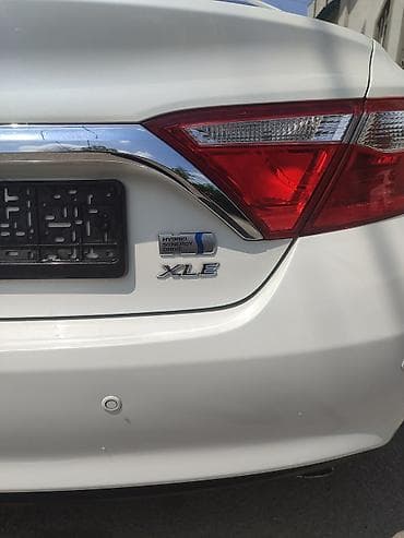 гибрид машины: Toyota Camry: 2016 г., 2.5 л, Автомат, Гибрид, Седан — 3