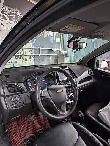 Chevrolet Spark: 2017 г., 1 л, Автомат, Бензин, Хетчбек — 6