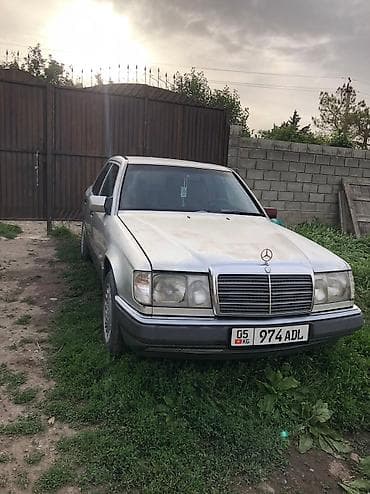 дроссель мерс: Mercedes-Benz W124: 1992 г., 2 л, Механика, Бензин, Седан — 4