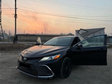 taeta: Toyota Camry: 2020 г., 2.5 л, Автомат, Гибрид, Седан — 2